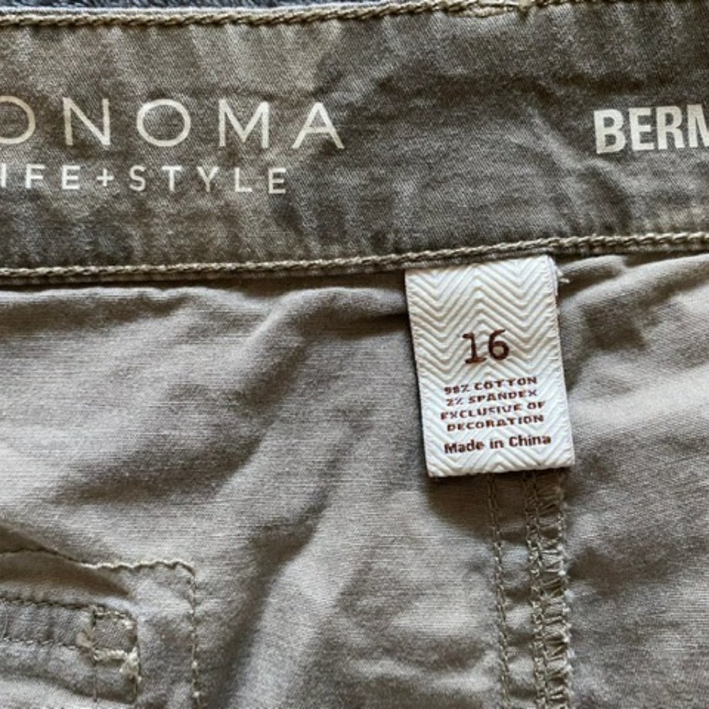 Sonoma Life+Style Women's Bermuda Camo Shorts - Picture 2 of 5